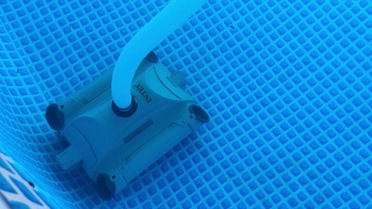 Avis sur le robot de piscine Intex : une excellente option pour les piscines de petite taille